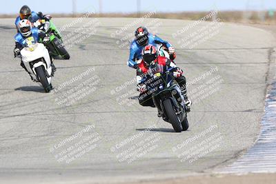 media/Nov-26-2023-TrackDaz (Sun) [[64ad8cfd8f]]/Mock Race/Outside Grapevine/